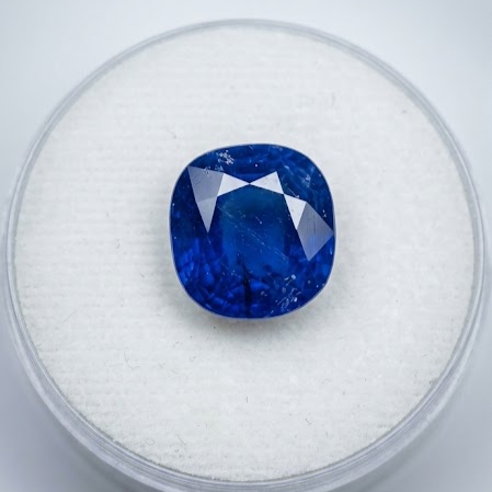 BLUE SAPPHIRE NEELAM